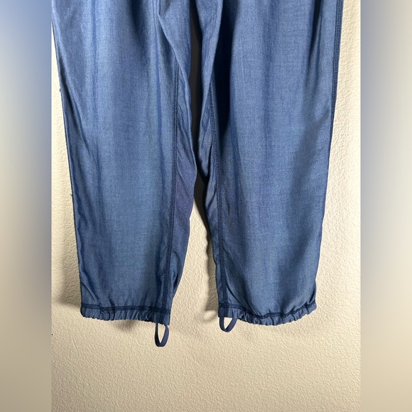 Lululemon Athletica Blue Post Power Crop with High-Rise Waistband - Picture 9 of 16